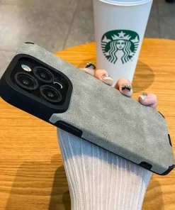 Funda de silicona con cuero mate para iPhone