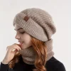 Gorro bicolore de invierno para mujer con pechera de terciopelo