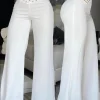 Pantalones acampanados elegantes de mujer