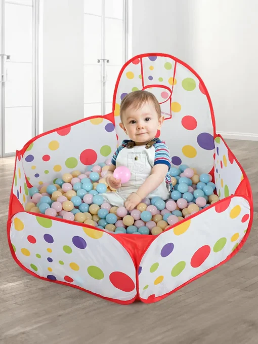 Piscina de pelotas infantil con aro de baloncesto, carpa