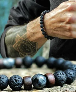 Pulsera de piedras volcánicas para hombre