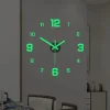 Reloj de pared LCD luminoso, sencillo y creativo