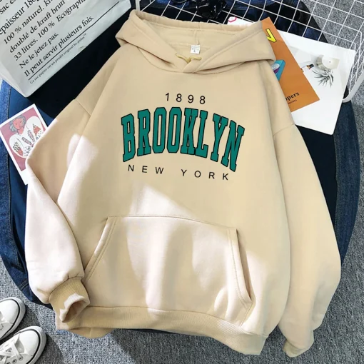 Sudadera con capucha estampada de Brooklyn 1898