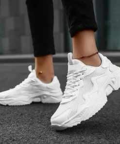 Zapatillas deportivas para hombre y mujer del mismo estilo