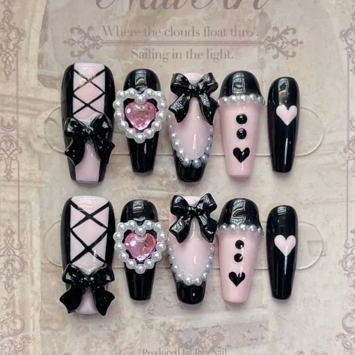 10 Uñas postizas corazón rosa negro hechas a mano