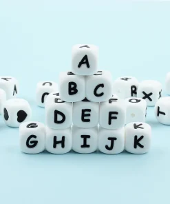 100pcs 12mm Cuentas de Silicona Letras