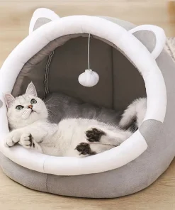 Adorable cama para gatos para interiores