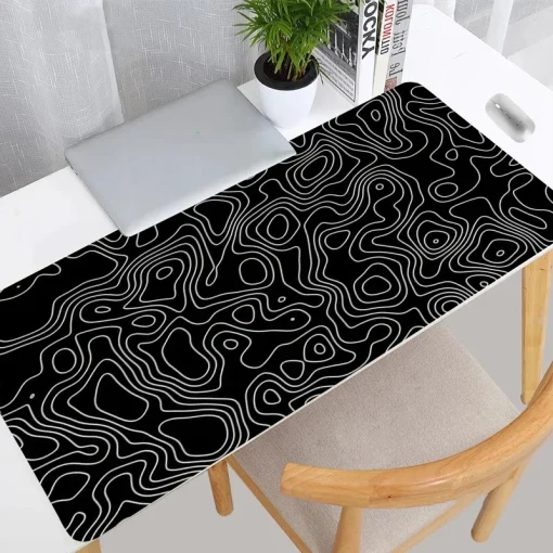 Alfombrilla XXL topográfica con teclado negro y blanco