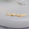 Aretes con nombre personalizado