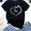 Camiseta casual para mujer, con estampado de corazón de gato, manga corta