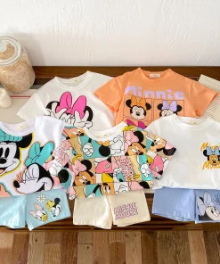 Conjunto de verano de camiseta y pantalones cortos de Disney