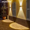 Lámpara de pared exterior impermeable súper brillante para jardín