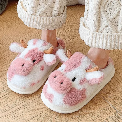 Lindas pantuflas de vaca de felpa de invierno para mujer