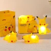 Luz nocturna Pokémon Pikachu brillante juguete