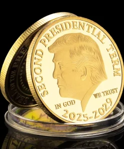 Moneda coleccionable bañada en oro de Donald Trump