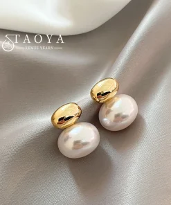 Nuevos aretes planos de perla con forma de frijol y color dorado de estilo francés 2023