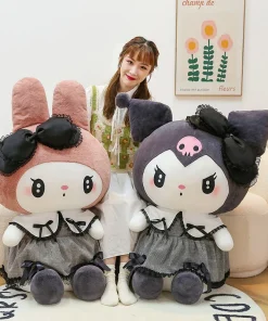 Peluches grandes de Sanrio Hello Kitty y Kuromi