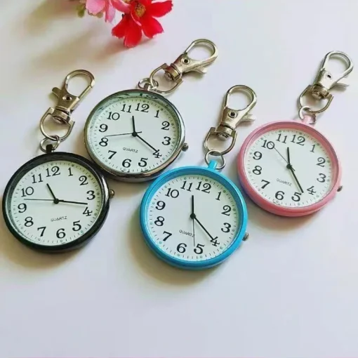 Reloj de bolsillo de cuarzo miniatura con llavero