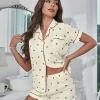 Set de pijama con estampado de cerezas y textura