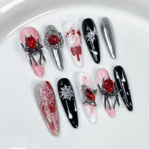 Uñas postizas de Halloween rojas araña